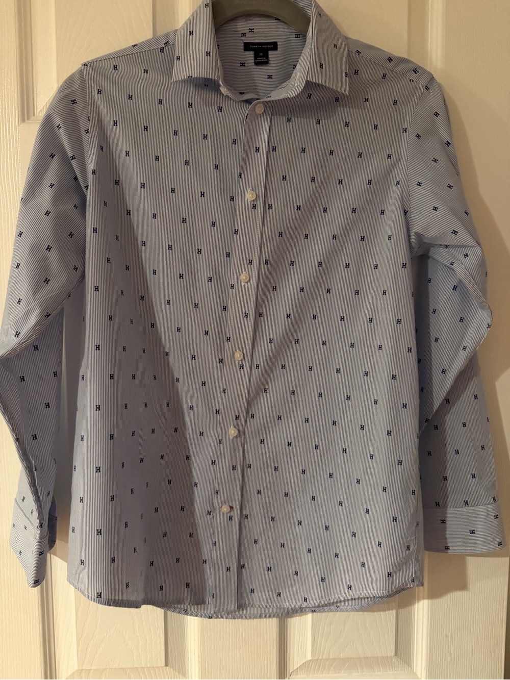 Light Blue with Dark Blue “H” Tommy Hilfiger Size 16 Long Sleeve Young Mens